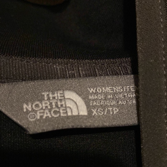 North Face tech jacket - Picture 3 of 4
